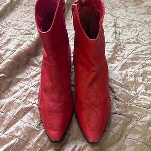 Red Women's Ankle Boots – Stylish Zipper Booties